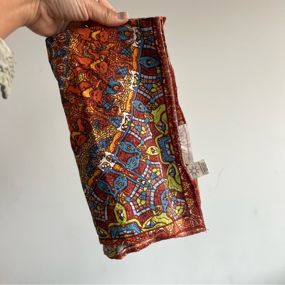 2011 Grateful Dead Productions Bandana Handkerchief Dancing Bears 100% Cotton - Picture 5 of 5